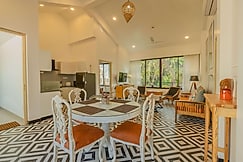 tisyastays | Kukkoo's Nest 2BHK Apartment with Infinity Pool, 5mins to beach, Goa