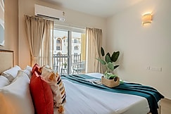 Staymaster Zyric Clubbed, Goa