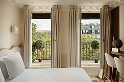 Leon Hotel-Pigalle/Suite43, Paris