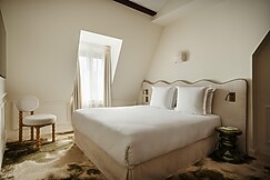 Leon Hotel-Pigalle/Suite-63, Paris