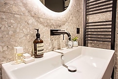 Magnificent 1BR/4P Apartment - Montorgueil 6, Paris