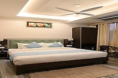 Hotel Kashi Crown, Varanasi