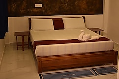 Vagamon Hillvalley Pool Resort, Vagamon