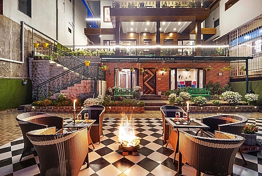 SaffronStays The Nook on Library Road