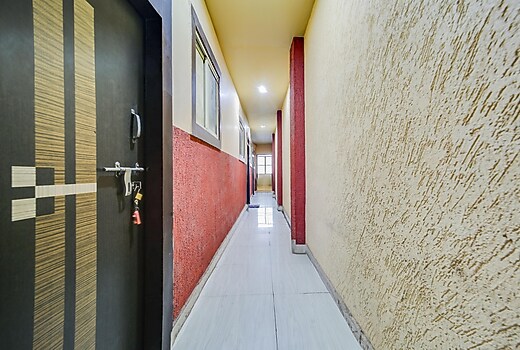 SPOT ON Hotal Krishna