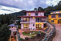 Alaya Stays Adrushya, Bhowali