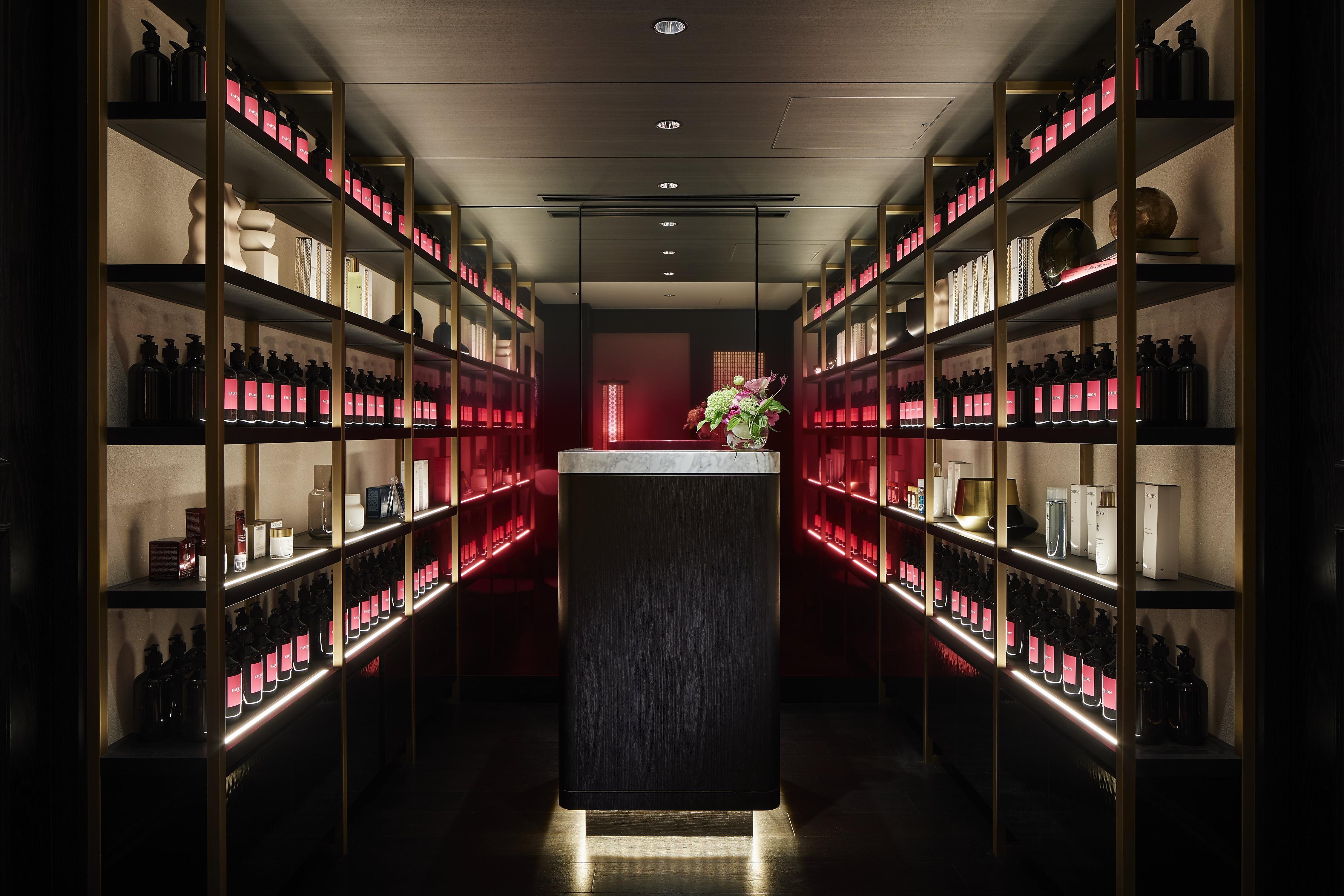 FAUCHON L’Hotel Kyoto - Tap to explore photos