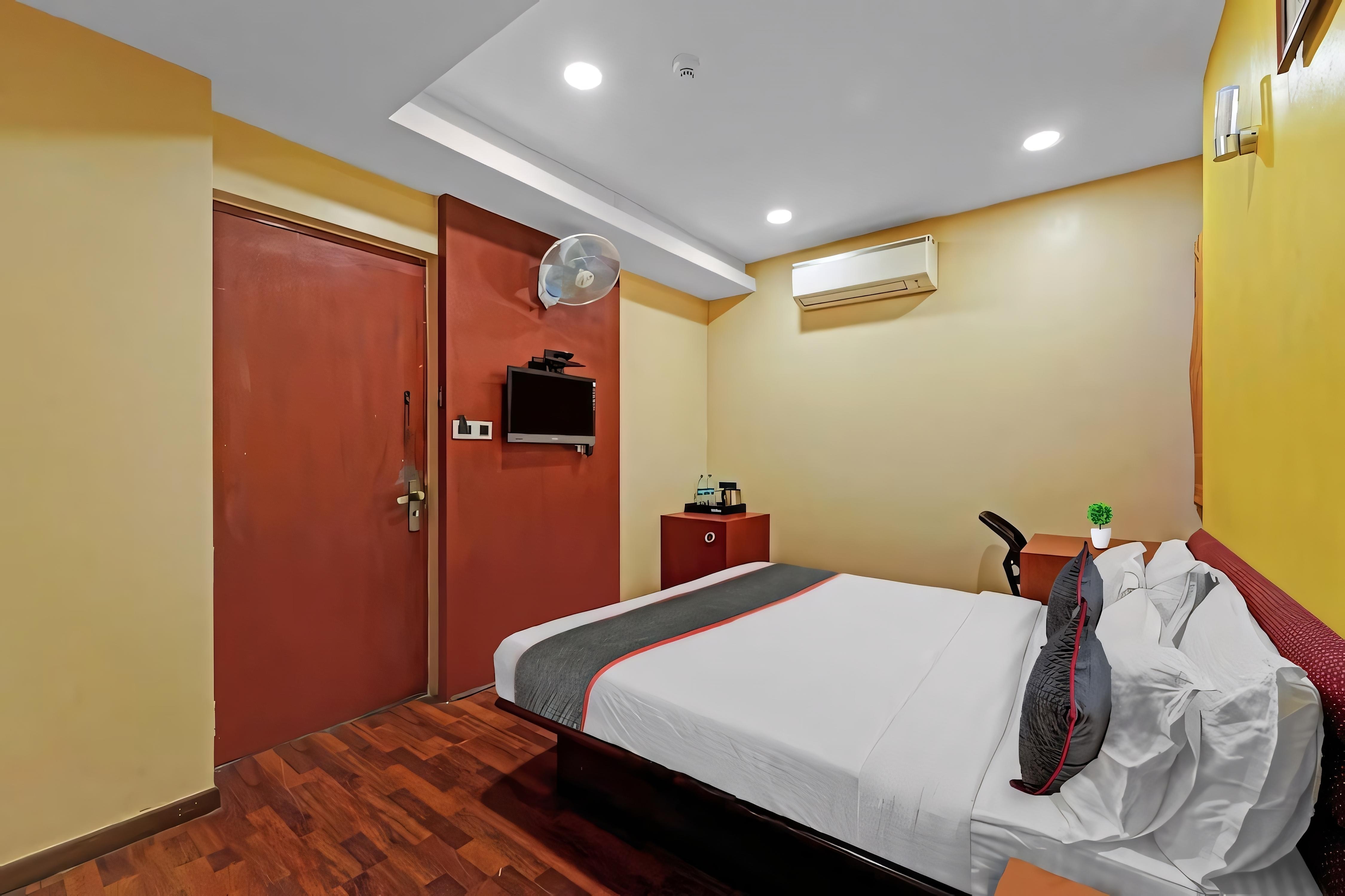 RG SUITES ODIN - Tap to explore photos