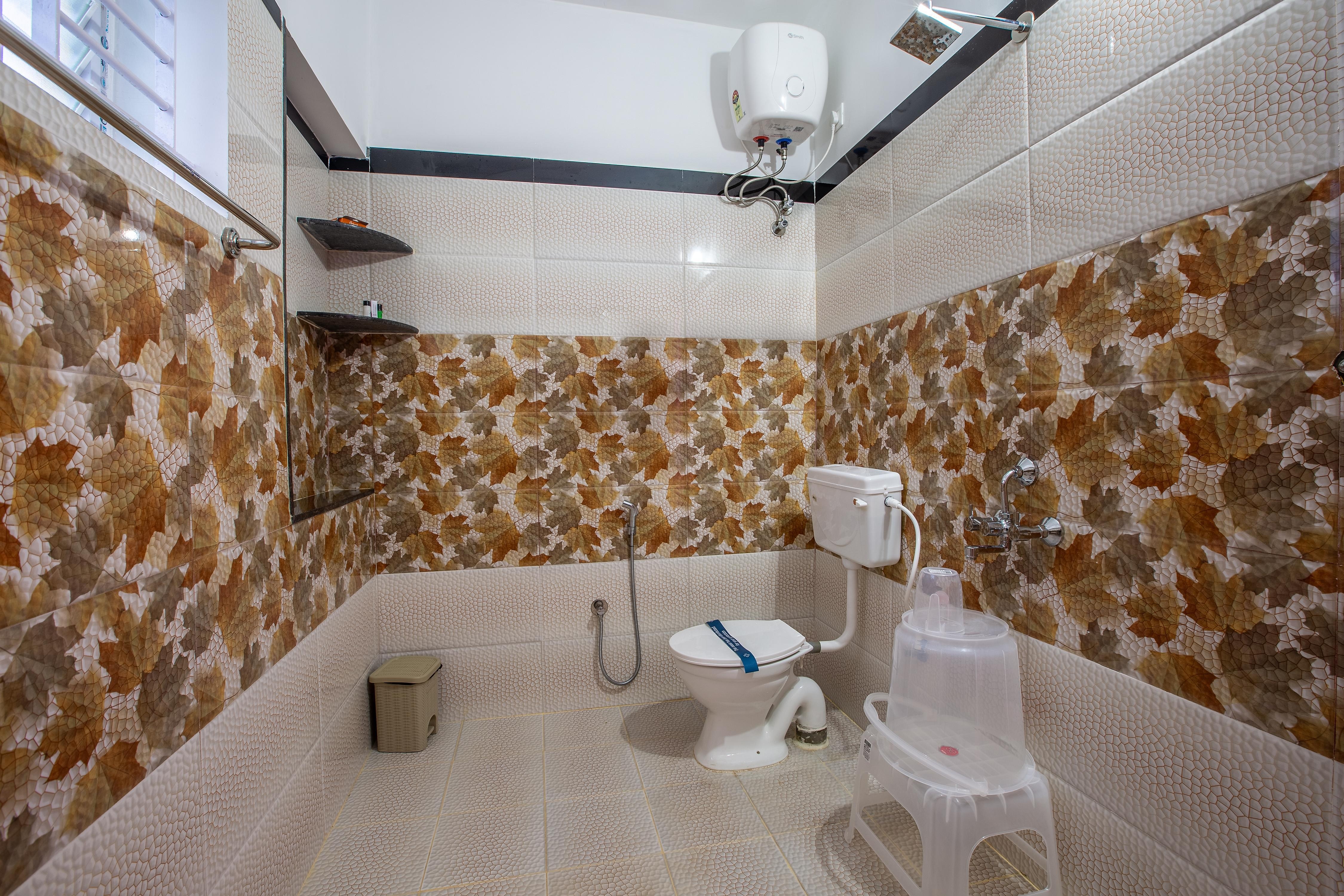 Sree Bharat Lodge - Tap to explore photos