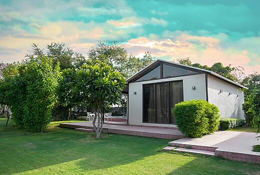 Country Cottage - Luxury Cottages with Private Pool