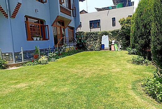 Ainoor cottage dallake
