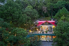 ama Stays and Trails Seven Pines Kasauli, Kasauli