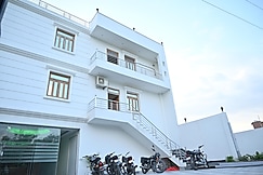 Hotel Raj Palace Varanasi, Varanasi