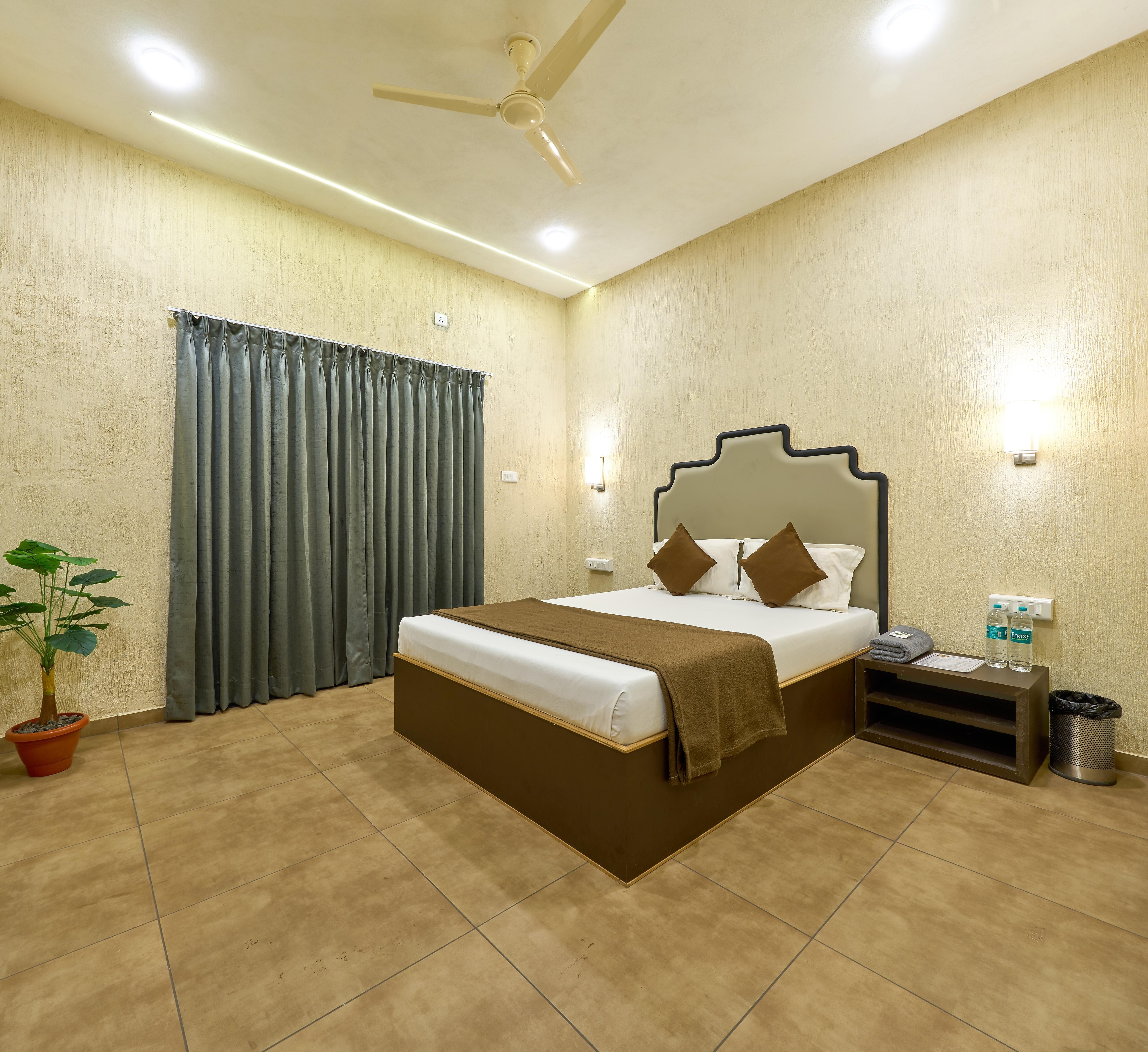 Breeze Resort Panhala, Just 5 minutes from panhala 4