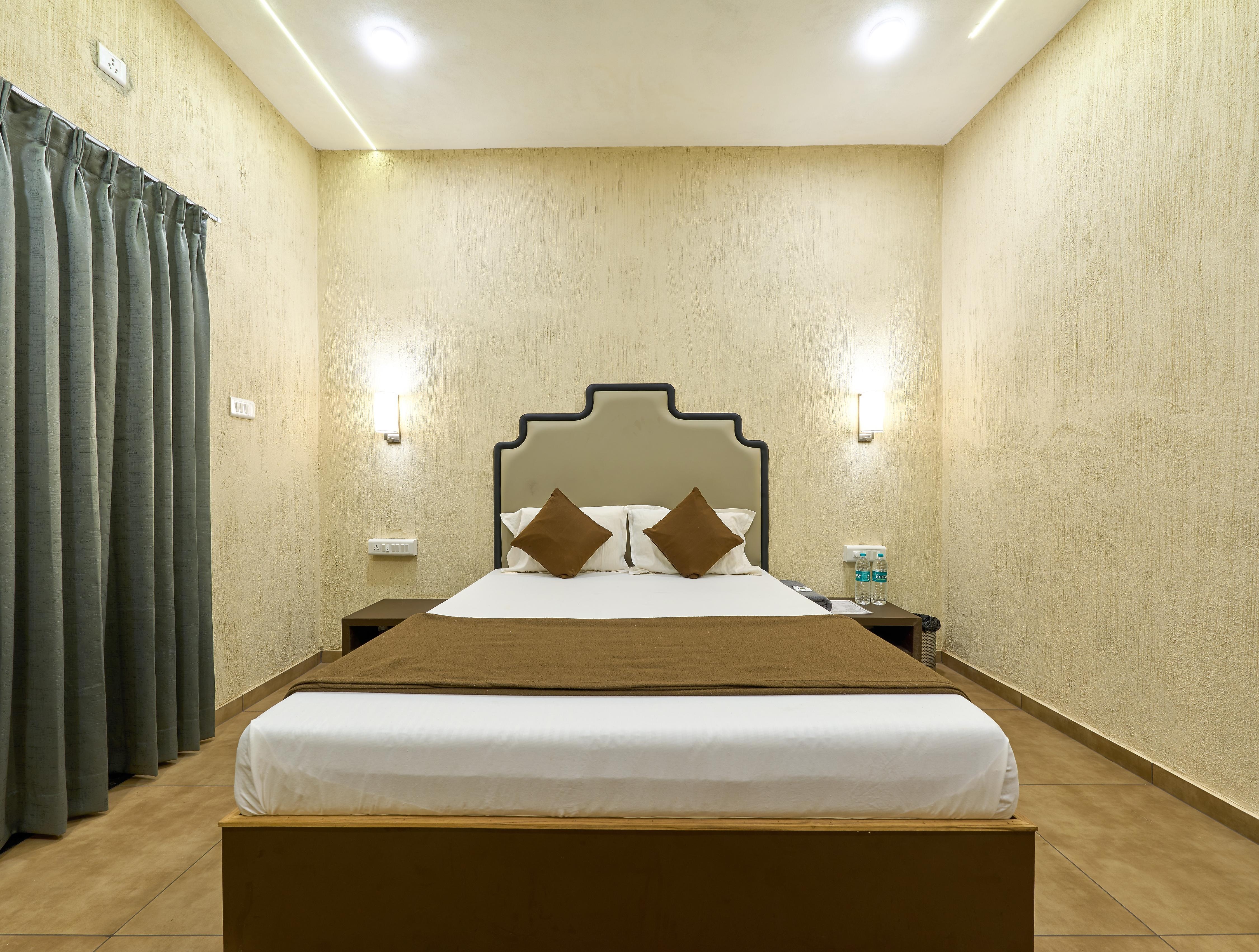 Breeze Resort Panhala, Just 5 minutes from panhala 3