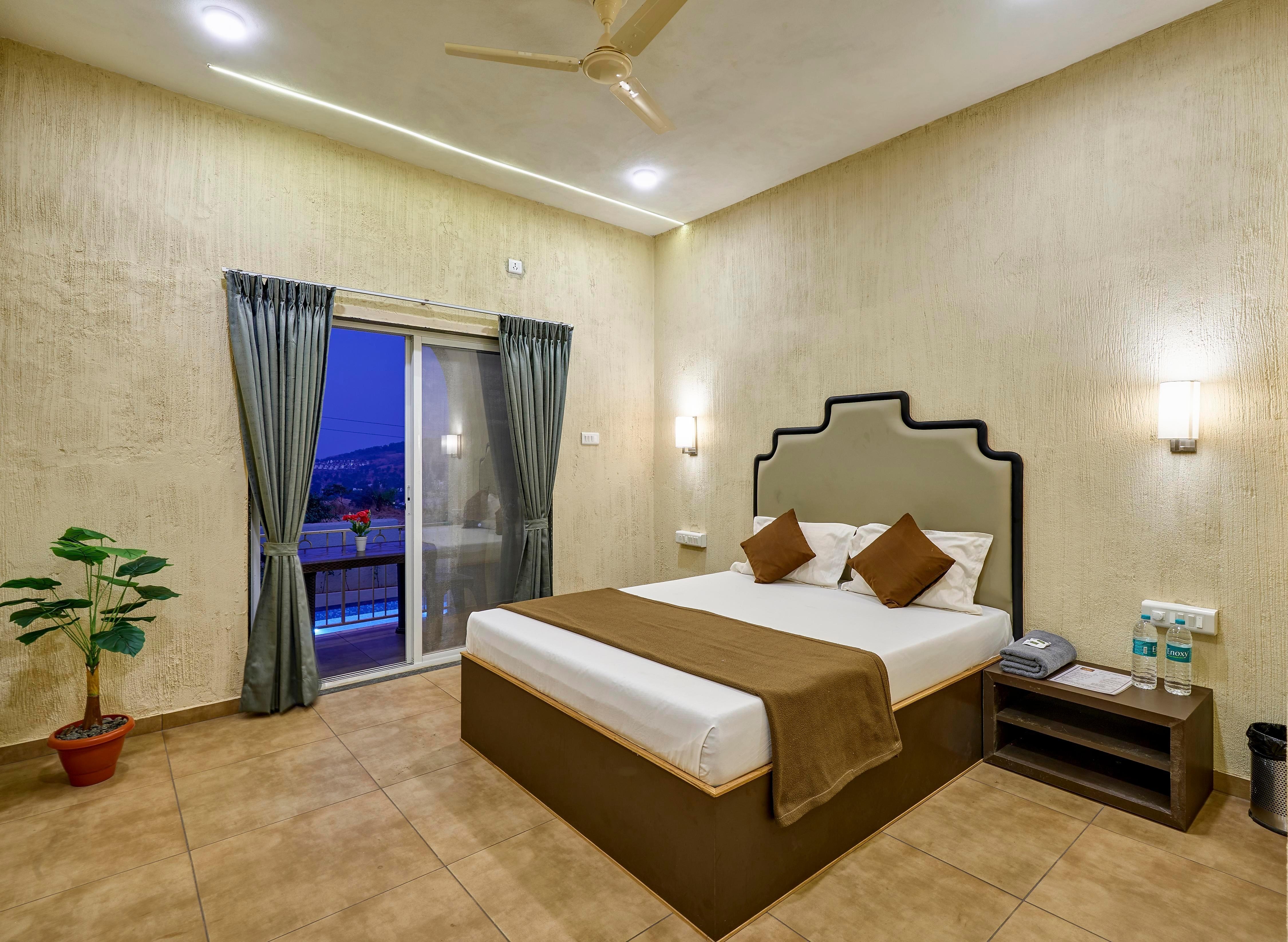 Breeze Resort Panhala, Just 5 minutes from panhala