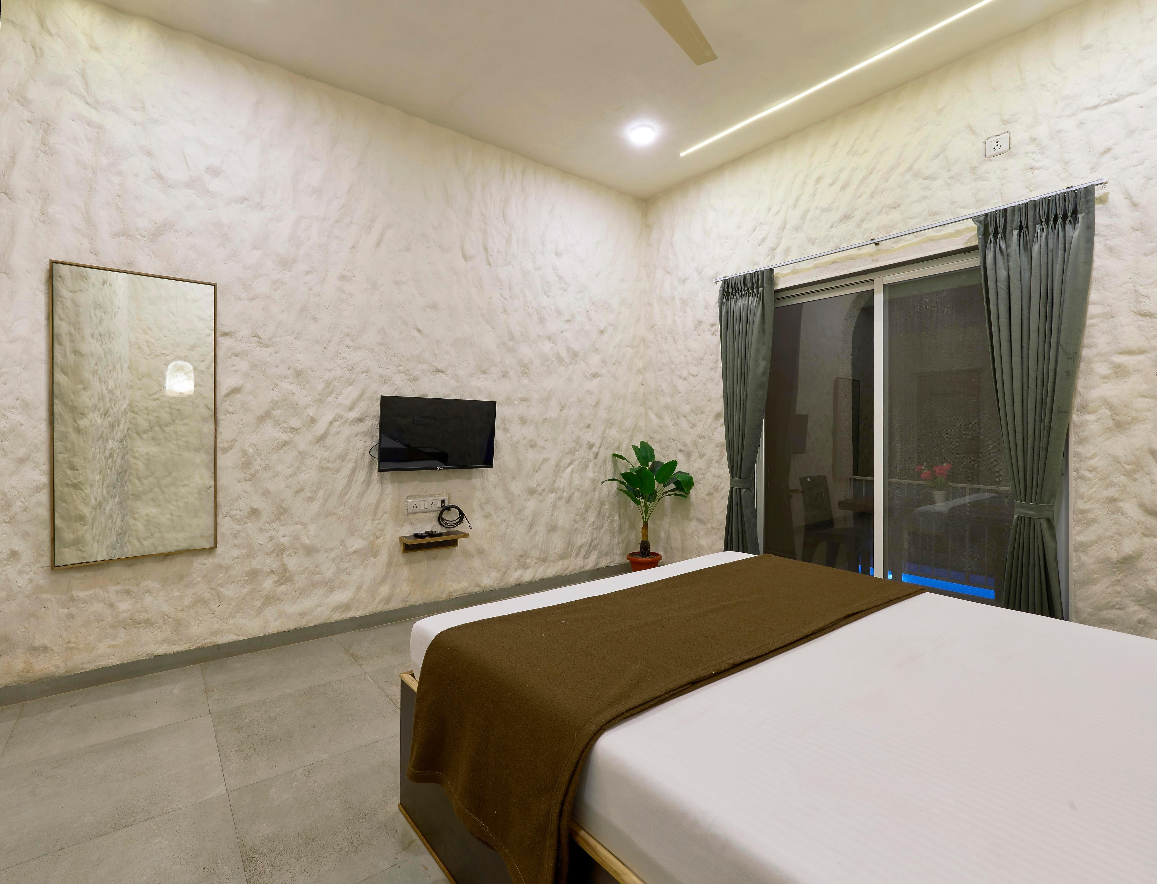 Breeze Resort Panhala, Just 5 minutes from panhala 2