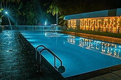 Manroe Island Lake Resort, Kollam