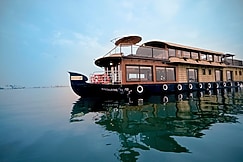 Blue Jelly Cruises, Alleppey