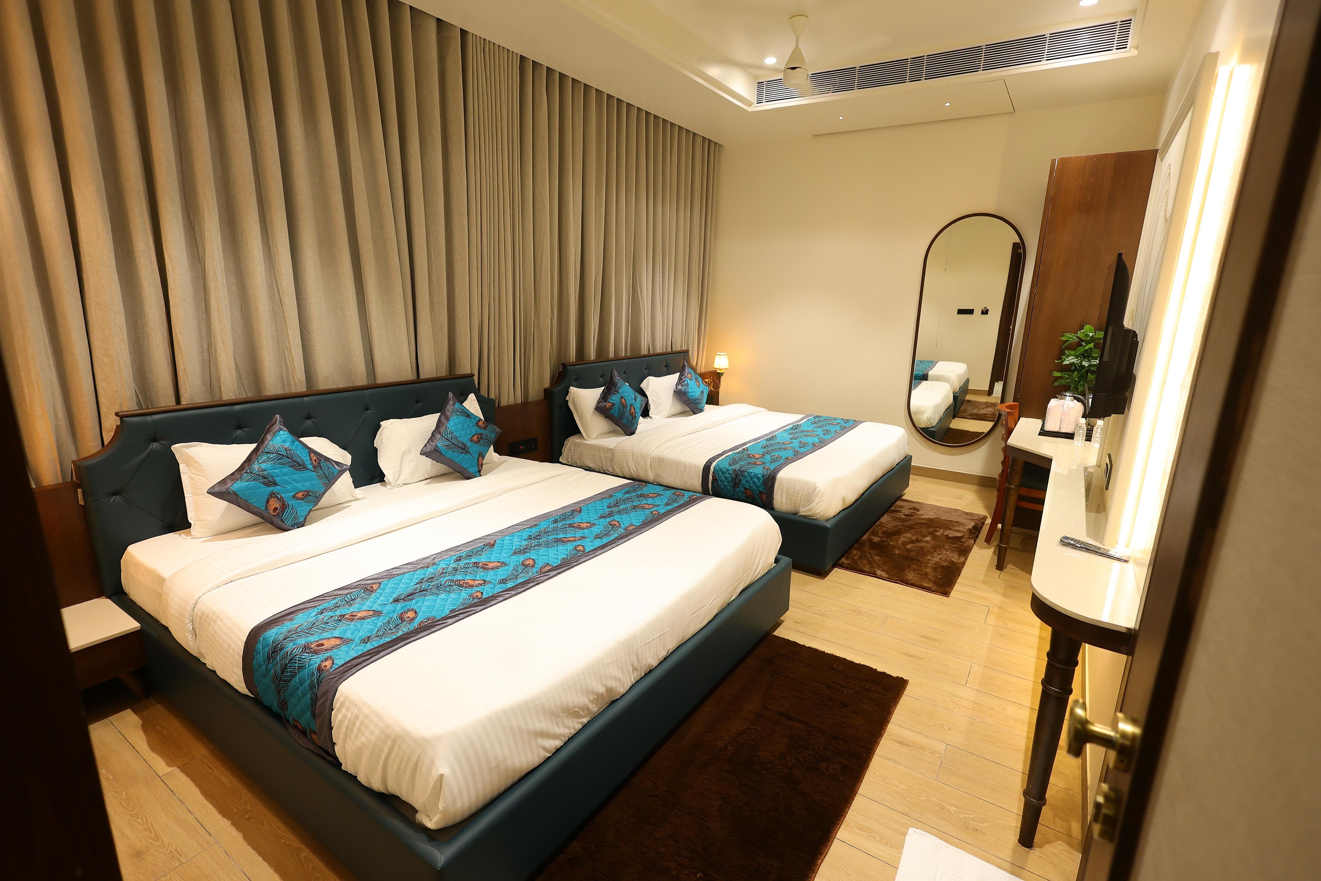Maharaja Inn Somnath - Tap to explore photos