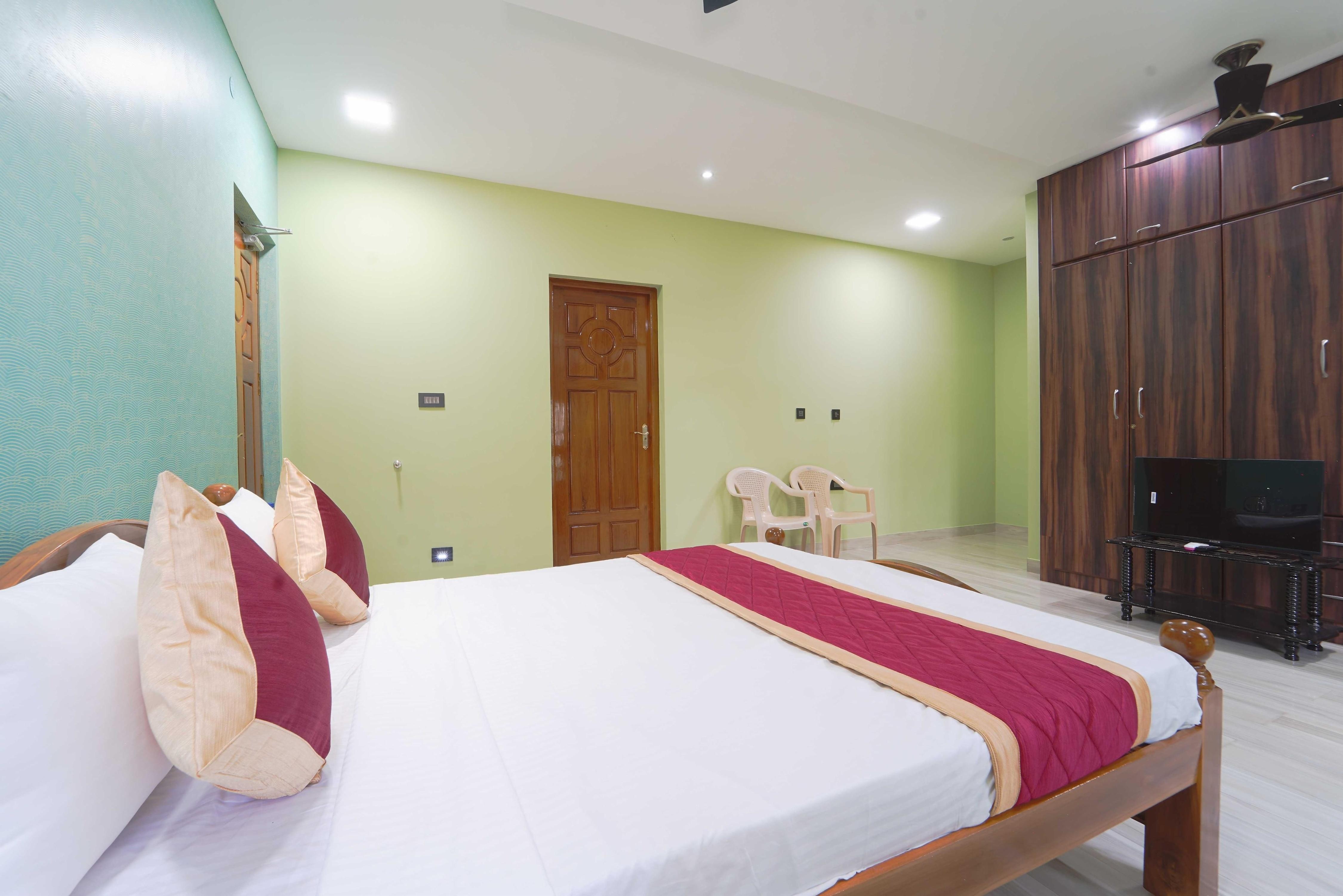 Hotel O Aarudra Residency - Tap to explore photos