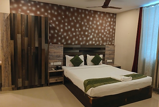 Collection O Govt Engineering College Formerly Anby Plaza