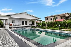 Alaya Stays Vashisht Villa | Pet-friendly 3-BHK Farmhouse With Private Pool, Faridabad