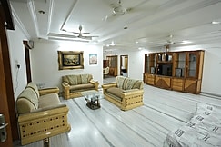 Eisha Guest House, Hyderabad