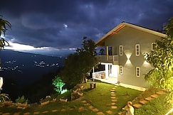 The Blissful Trails 3BR Home two in Satkhol by HomeyHuts, Mukteshwar