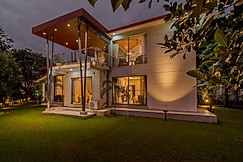 SaffronStays Nirvana Groove, Rishikesh
