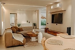 Jade Manor First Floor, Zirakpur