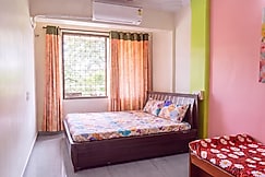 Spacious room (Salona Guesthouse Charkop), Mumbai