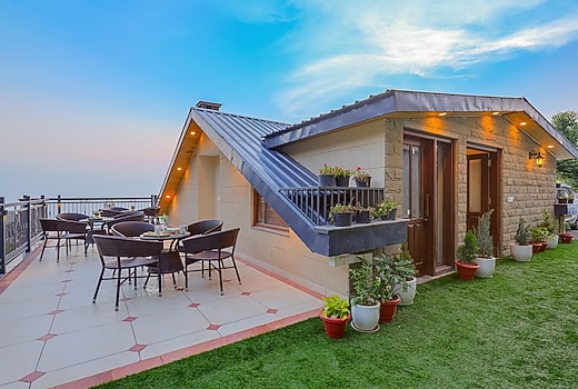 Elivaas Konifer Pinegrove | Hillside 3-BHK with Scenic View, Garden & Outdoor Seating