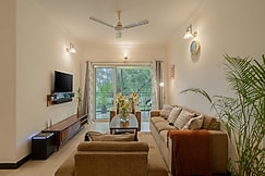 Spacious 2BHK in Siolim with Pool, Goa