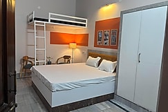 Varanasi Heritage Suite with Loft Bed, Kitchen & AC Near BSBS railway station, Varanasi
