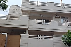 HOTEL SILVER COIN, Lucknow