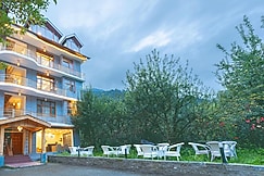 Hotel Oscar Manali (Old Manali), Manali