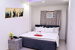 Hotel Shivam Palace Near Anand Vihar Railway Station, Delhi