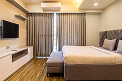 Housr Sector 41 Near Fortis Hospital, Gurgaon