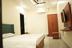 Hotel Rudraksh, Bhanpura