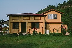 Mattikhan Mountain View Resort, Sauraha
