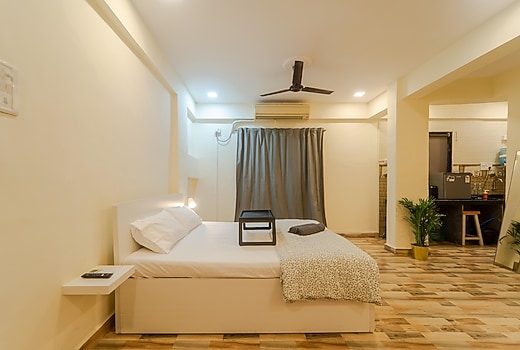 Cozy Central 1BHK in Bandra W :Rose 1
