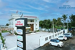 Hotel Seven Grand, Vijayapura