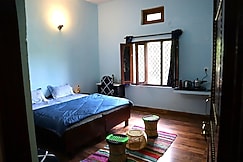 The Chimes House, Chaukori