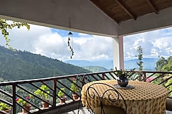 Katies Abode, Bhowali