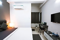 Housr 43 Gachibowli Near DLF Cybercity, Hyderabad