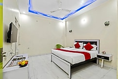 Comfort Stay - Near Airport, Lucknow