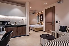 Micasa Suites  Stylish Suites Near Max Hospital Saket and Select Citywalk, Delhi