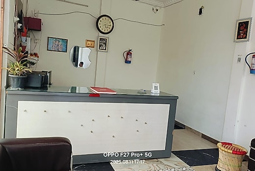Hotel Deepdarshan Inn