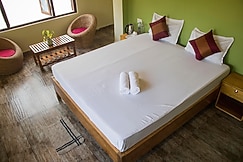 Sampan Stay, Lataguri